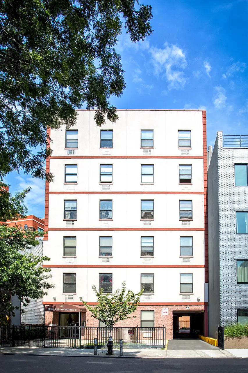 hallets cove residence